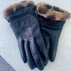 UGG Black Leather Gloves with Fur Trim